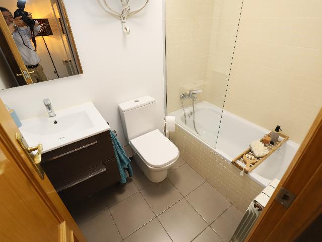 Imagen 30 Inmueble 302305 - Planta Baja en venta en Esplugues De Llobregat / Junto Casal de Cultura Robert Brillas