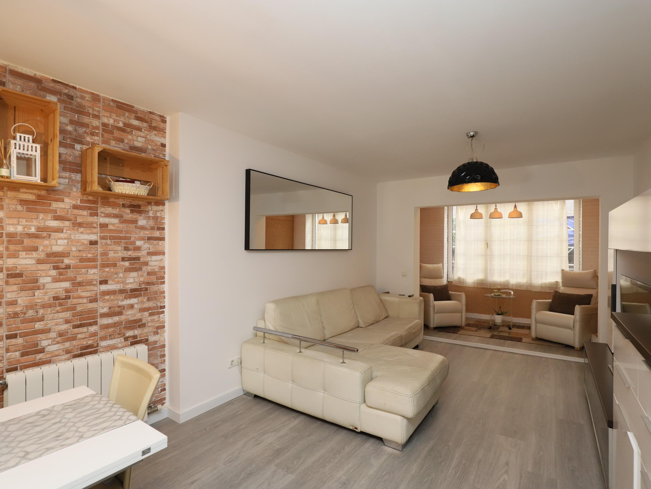 Imagen 10 Planta Baja en venta en Esplugues De Llobregat / Junto Casal de Cultura Robert Brillas