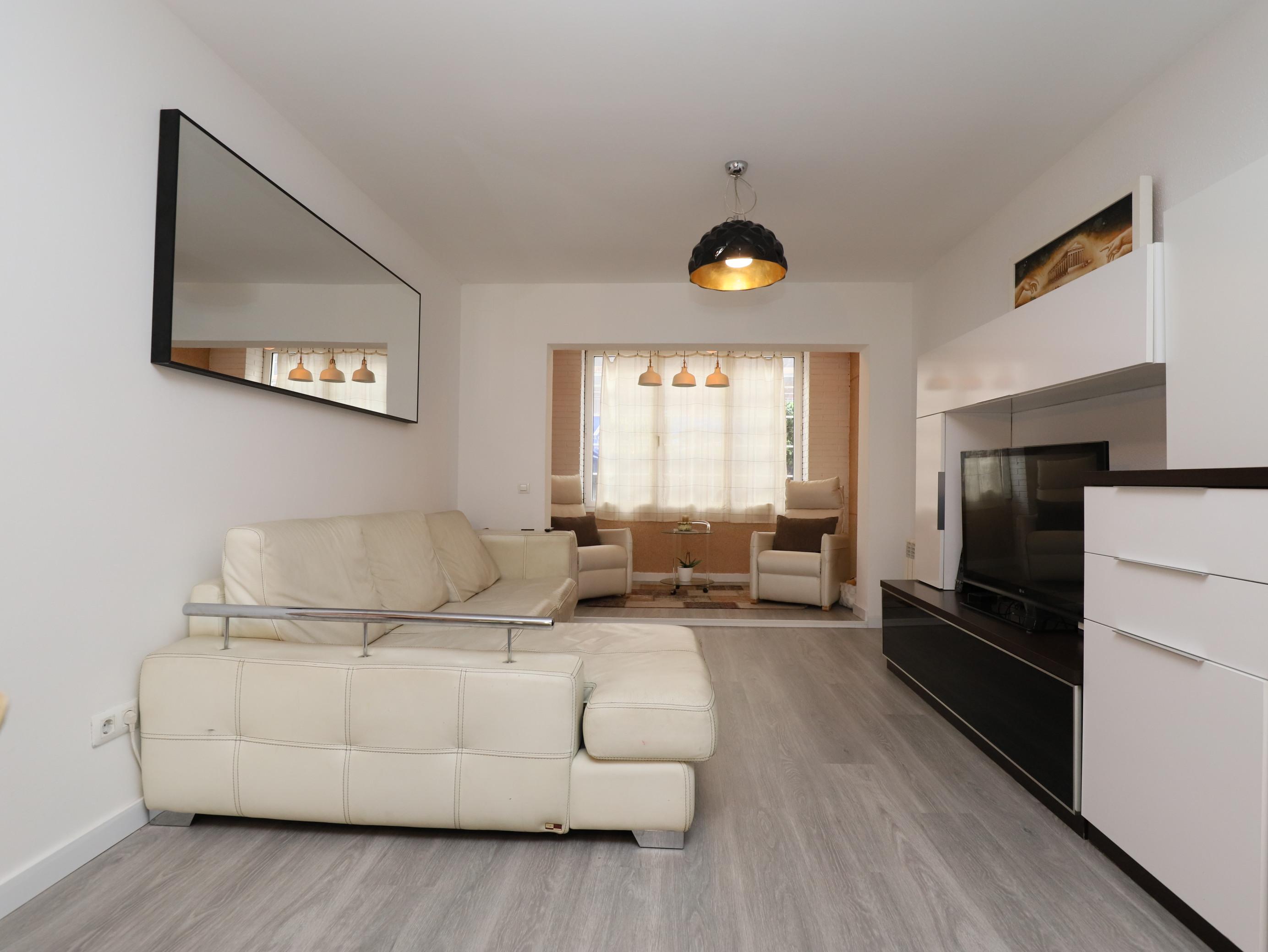 Imagen 6 Planta Baja en venta en Esplugues De Llobregat / Junto Casal de Cultura Robert Brillas