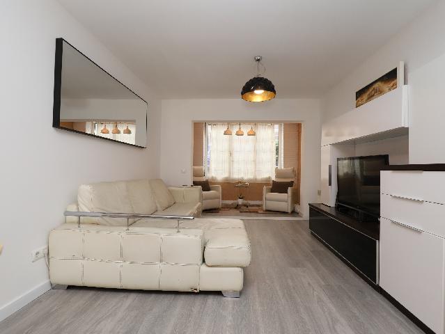 Imagen 6 Inmueble 302305 - Planta Baja en venta en Esplugues De Llobregat / Junto Casal de Cultura Robert Brillas