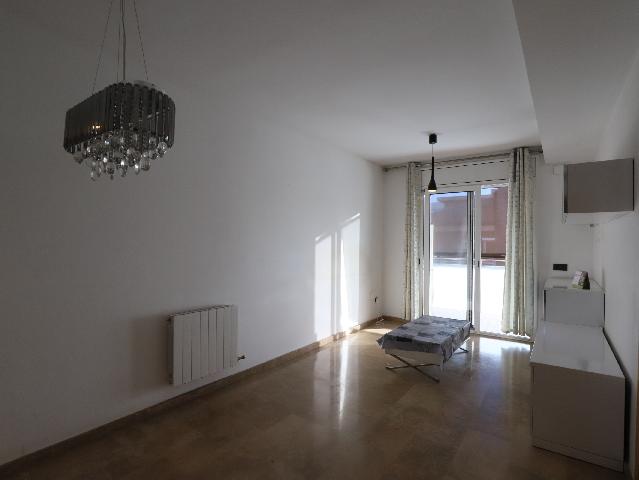 Imagen 10 Inmueble 302946 - Piso en venta en Esplugues De Llobregat / Junto jardin de la Concordia