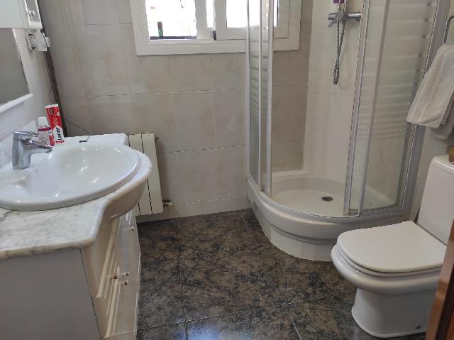 Imagen 3 Inmueble 302983 - Piso en venta en Esplugues De Llobregat / Junto parada de Tram Montesa