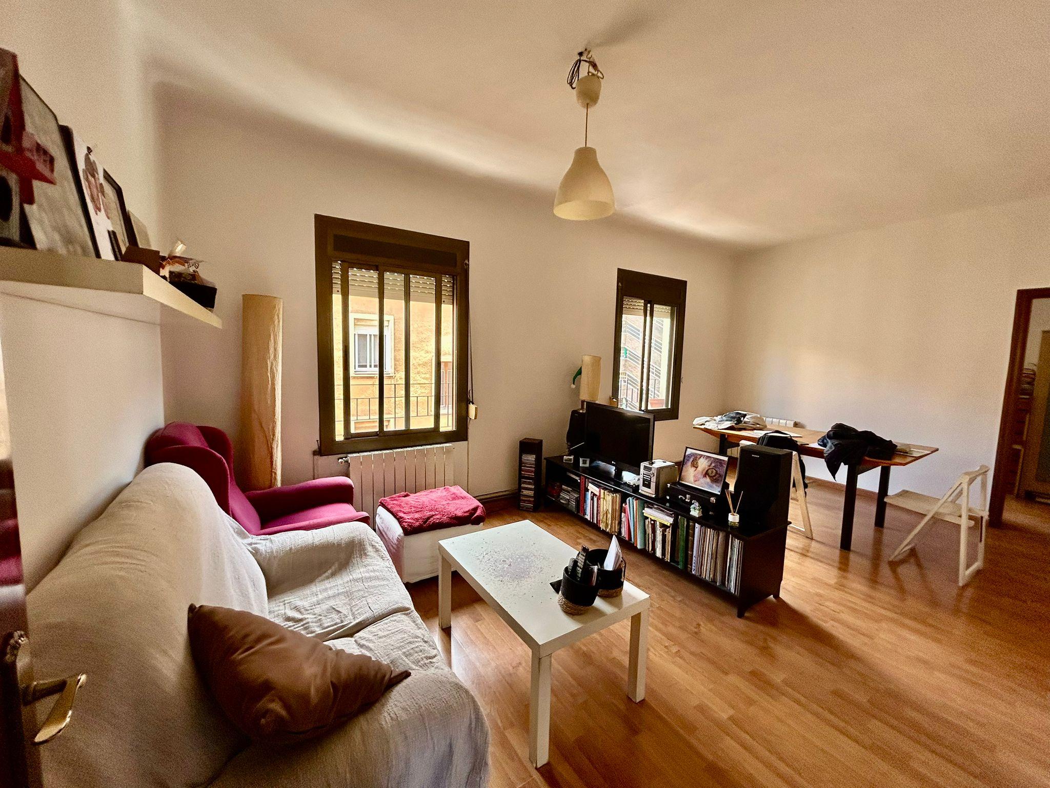 Imagen 4 Piso en venta en Esplugues De Llobregat / Junto parada de Tram Montesa