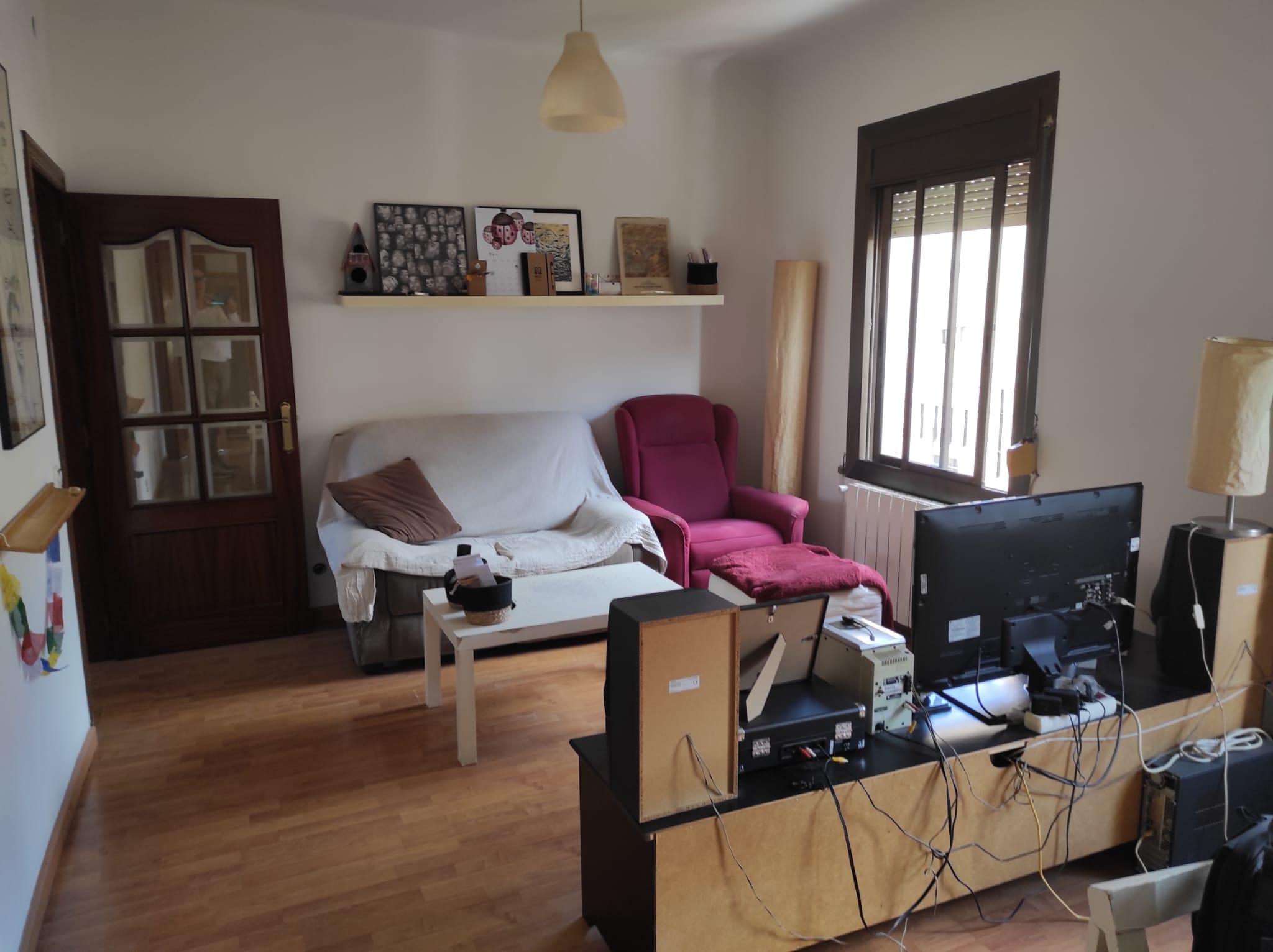 Imagen 9 Piso en venta en Esplugues De Llobregat / Junto parada de Tram Montesa