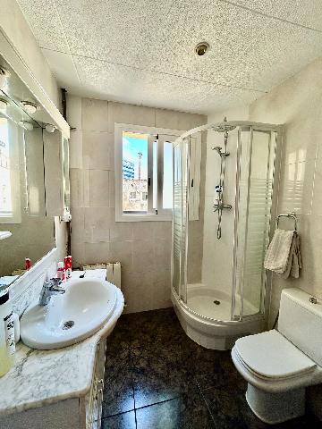 Imagen 18 Inmueble 302983 - Piso en venta en Esplugues De Llobregat / Junto parada de Tram Montesa