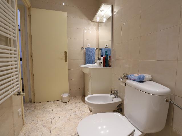 Imagen 26 Inmueble 303064 - Piso en venta en Esplugues De Llobregat / Cerca Mercadona