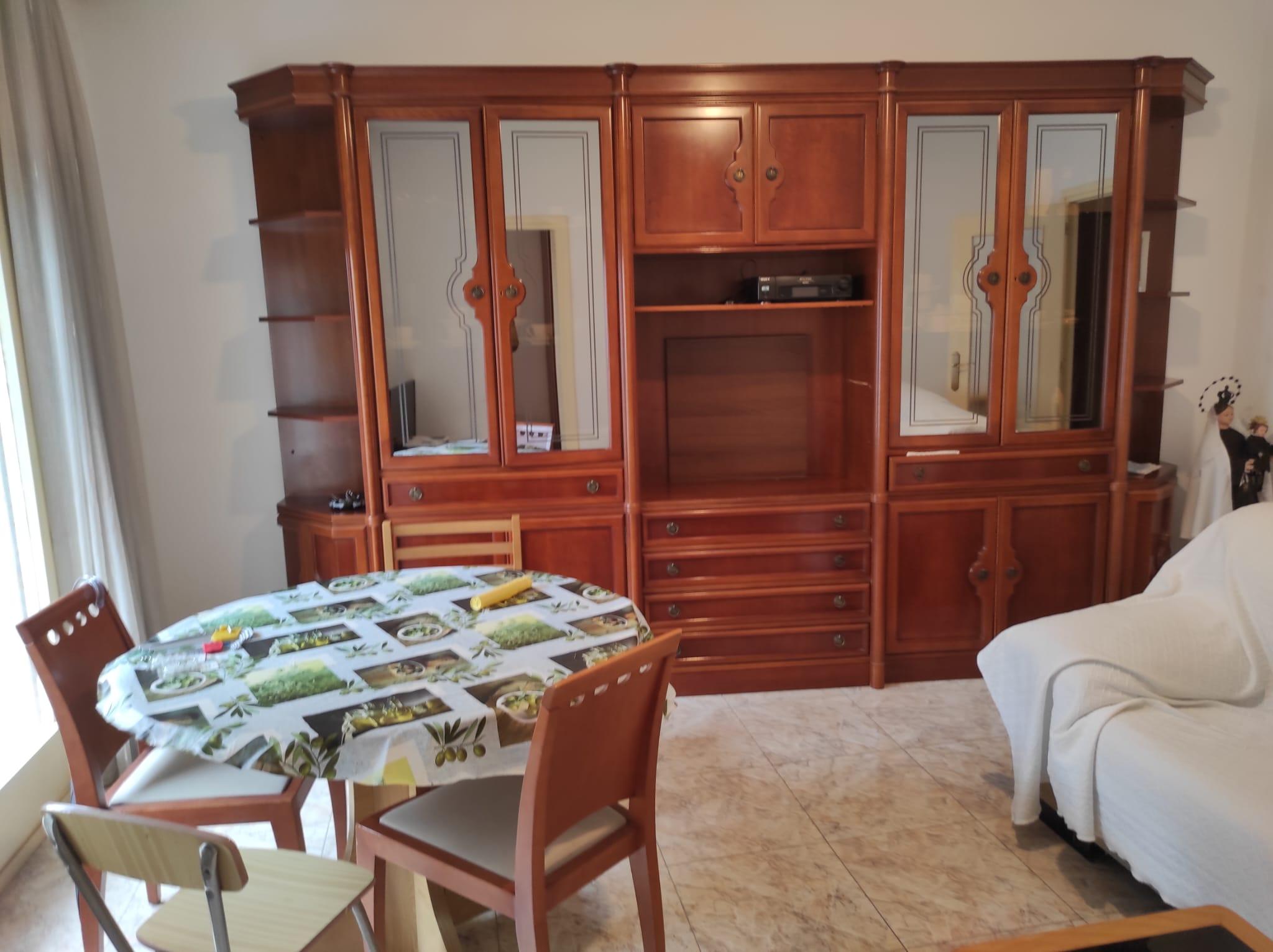 Imagen 2 Piso en venta en Esplugues De Llobregat / Cerca Mercadona