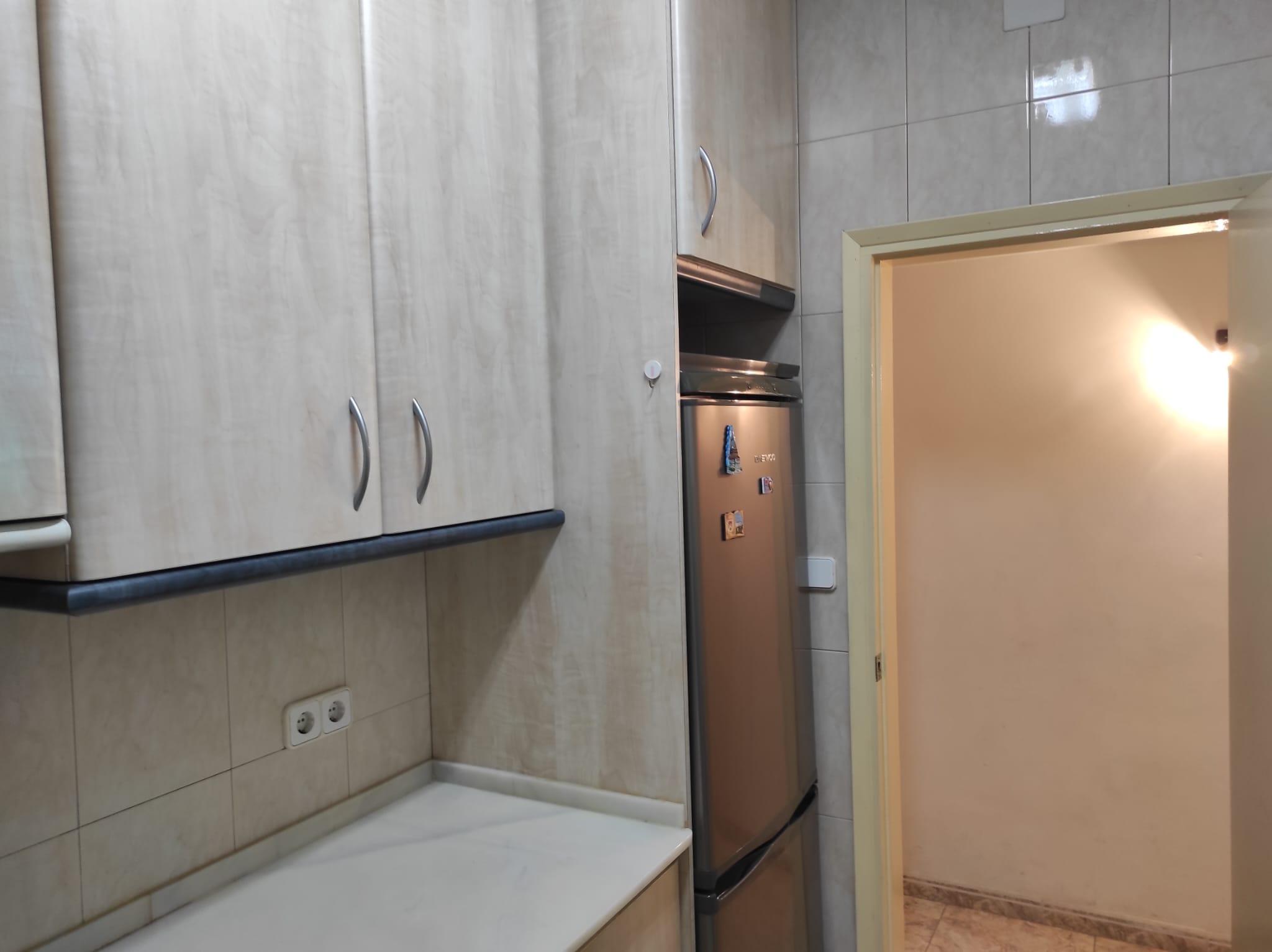Imagen 15 Piso en venta en Esplugues De Llobregat / Cerca Mercadona