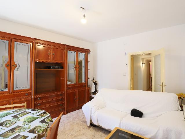 Imagen 5 Inmueble 303064 - Piso en venta en Esplugues De Llobregat / Cerca Mercadona
