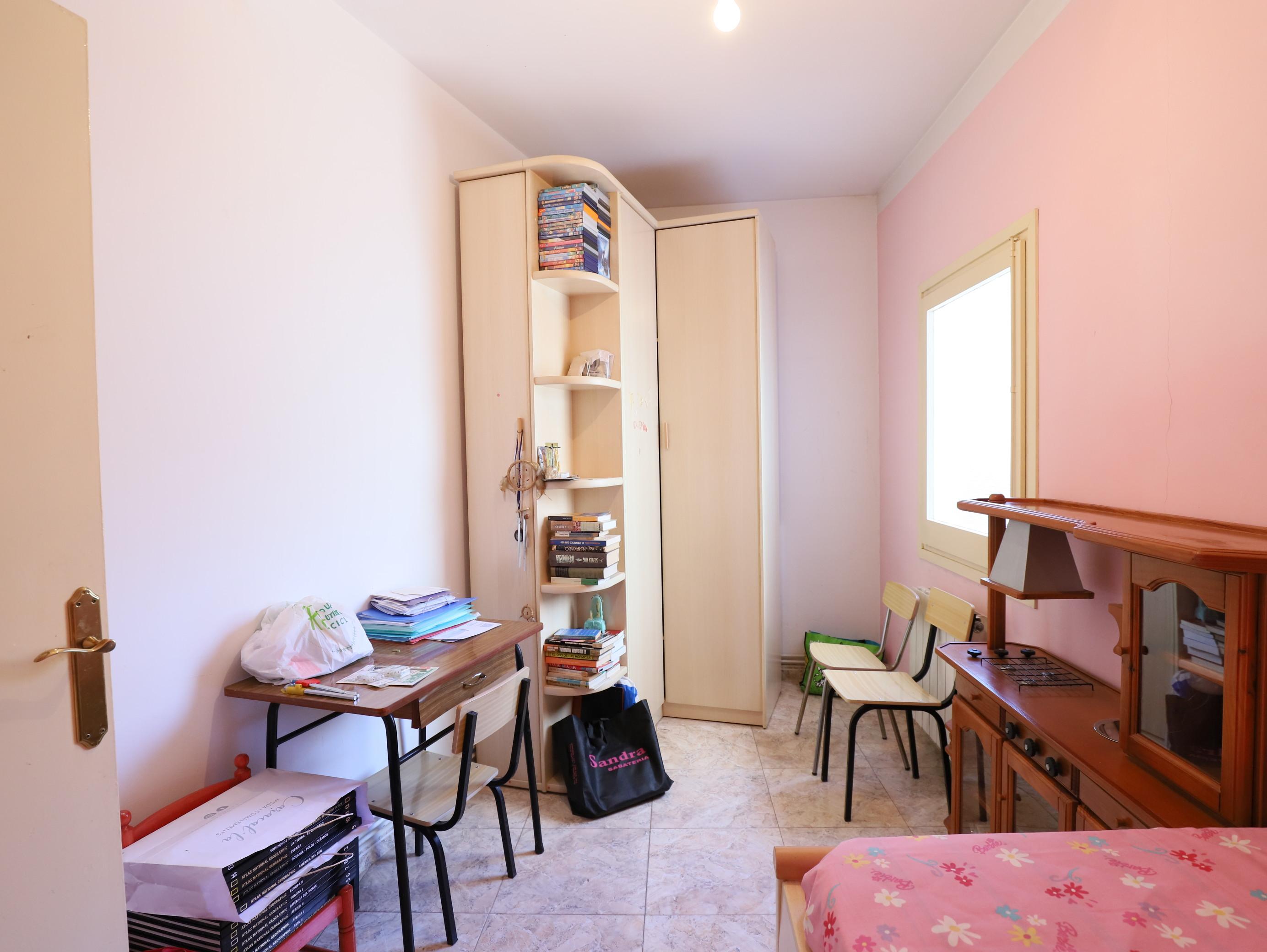 Imagen 30 Piso en venta en Esplugues De Llobregat / Cerca Mercadona