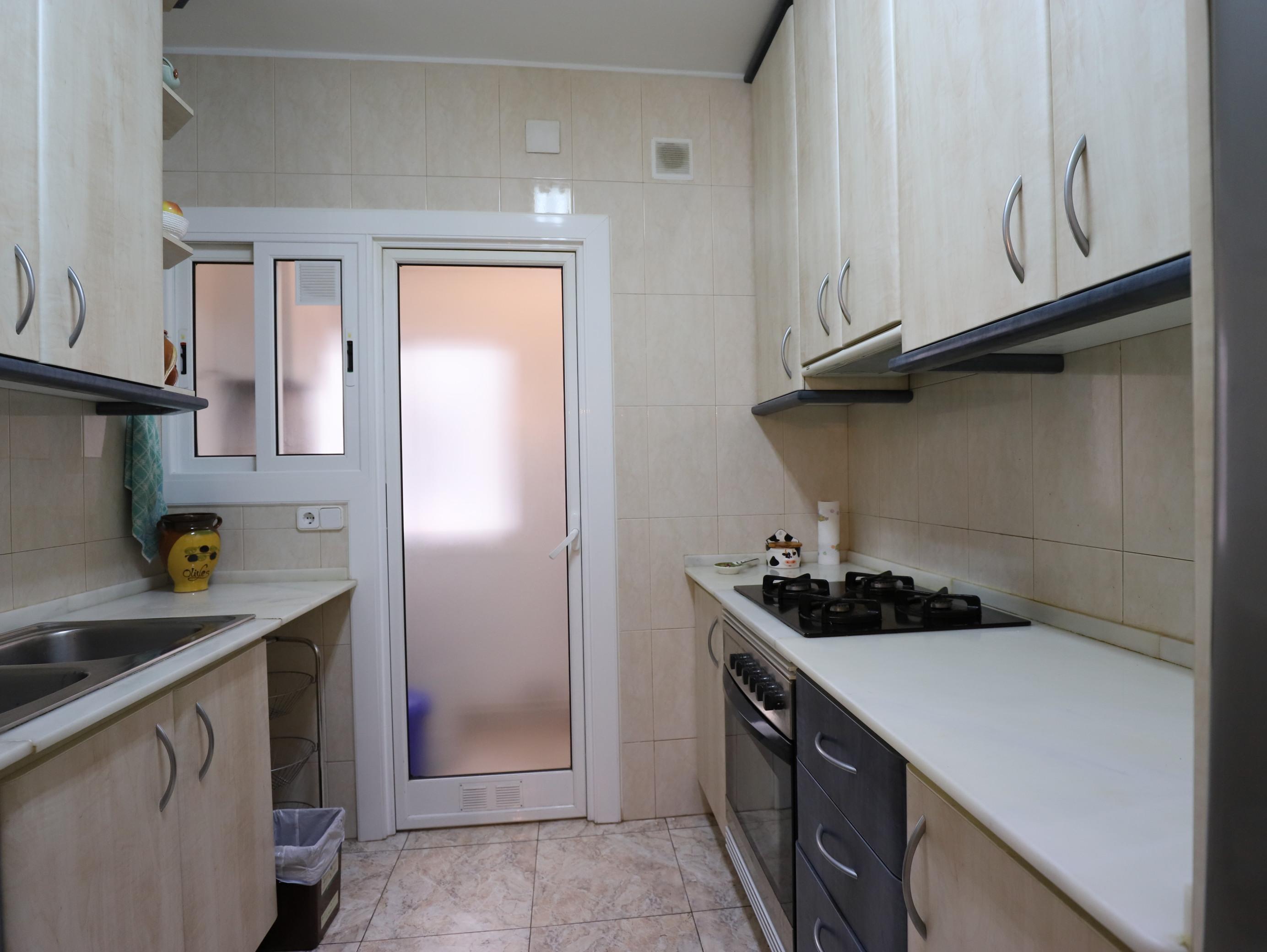 Imagen 3 Piso en venta en Esplugues De Llobregat / Cerca Mercadona