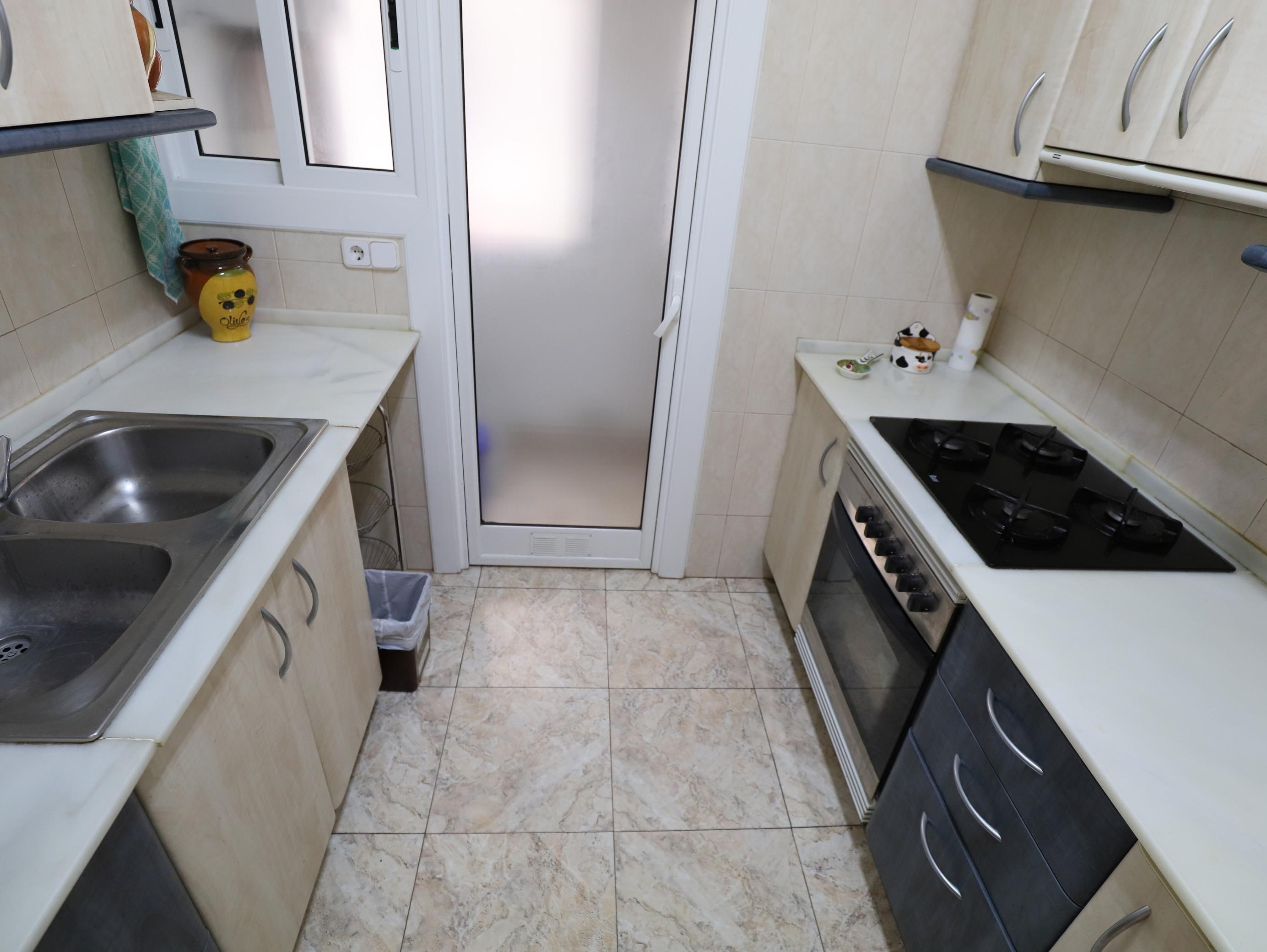 Imagen 20 Piso en venta en Esplugues De Llobregat / Cerca Mercadona