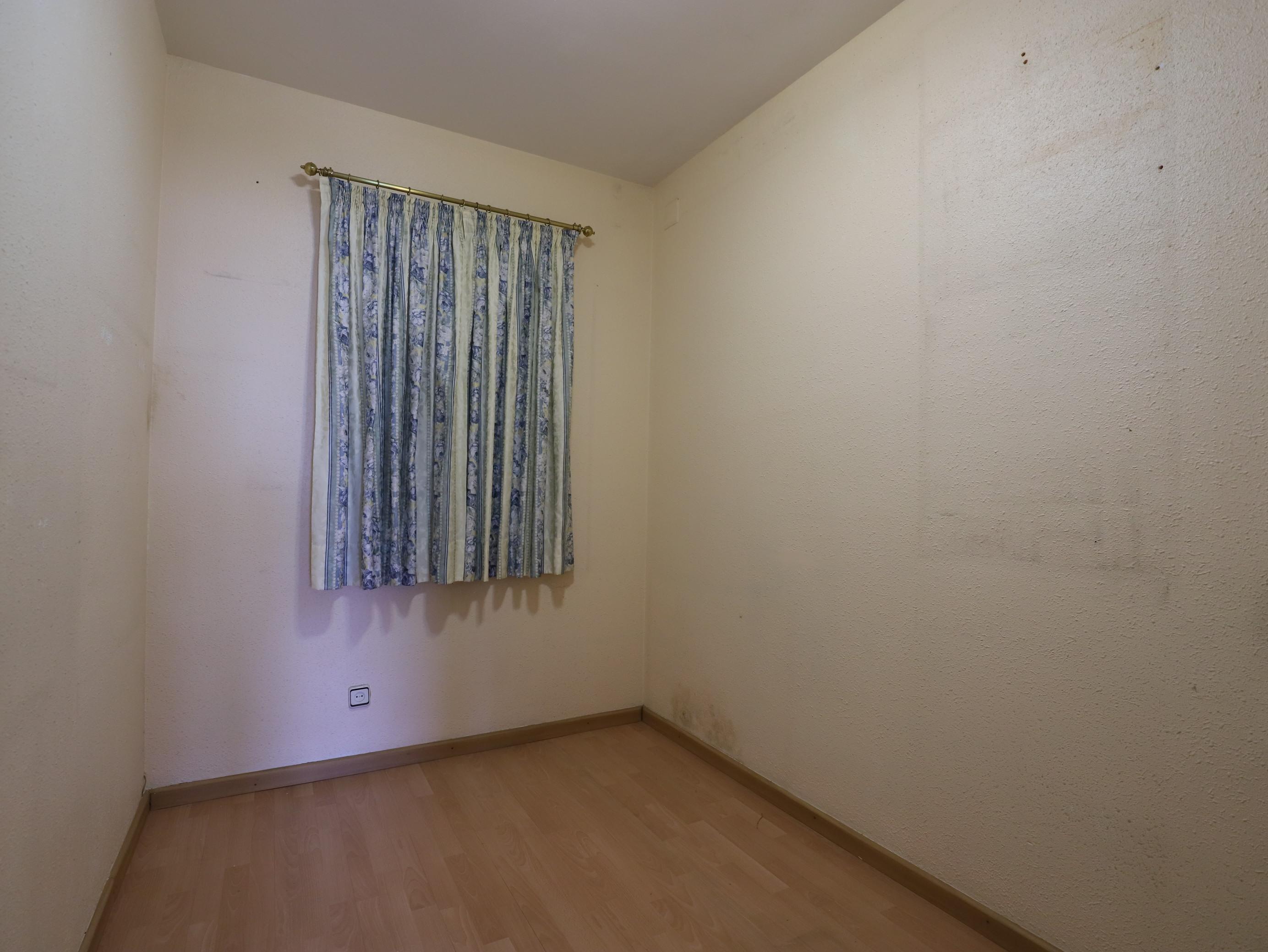 Imagen 39 Piso en alquiler en Esplugues De Llobregat / Junto plaza Mahatma Gandhi y escuela Folch I ...