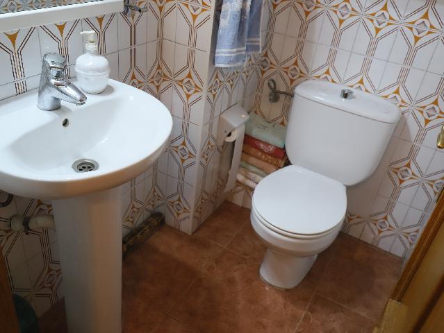 Imagen 29 Inmueble 303083 - Piso en alquiler en Esplugues De Llobregat / Junto plaza Mahatma Gandhi y escuela Folch I ...