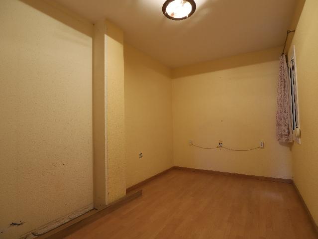 Imagen 27 Inmueble 303083 - Piso en alquiler en Esplugues De Llobregat / Junto plaza Mahatma Gandhi y escuela Folch I ...
