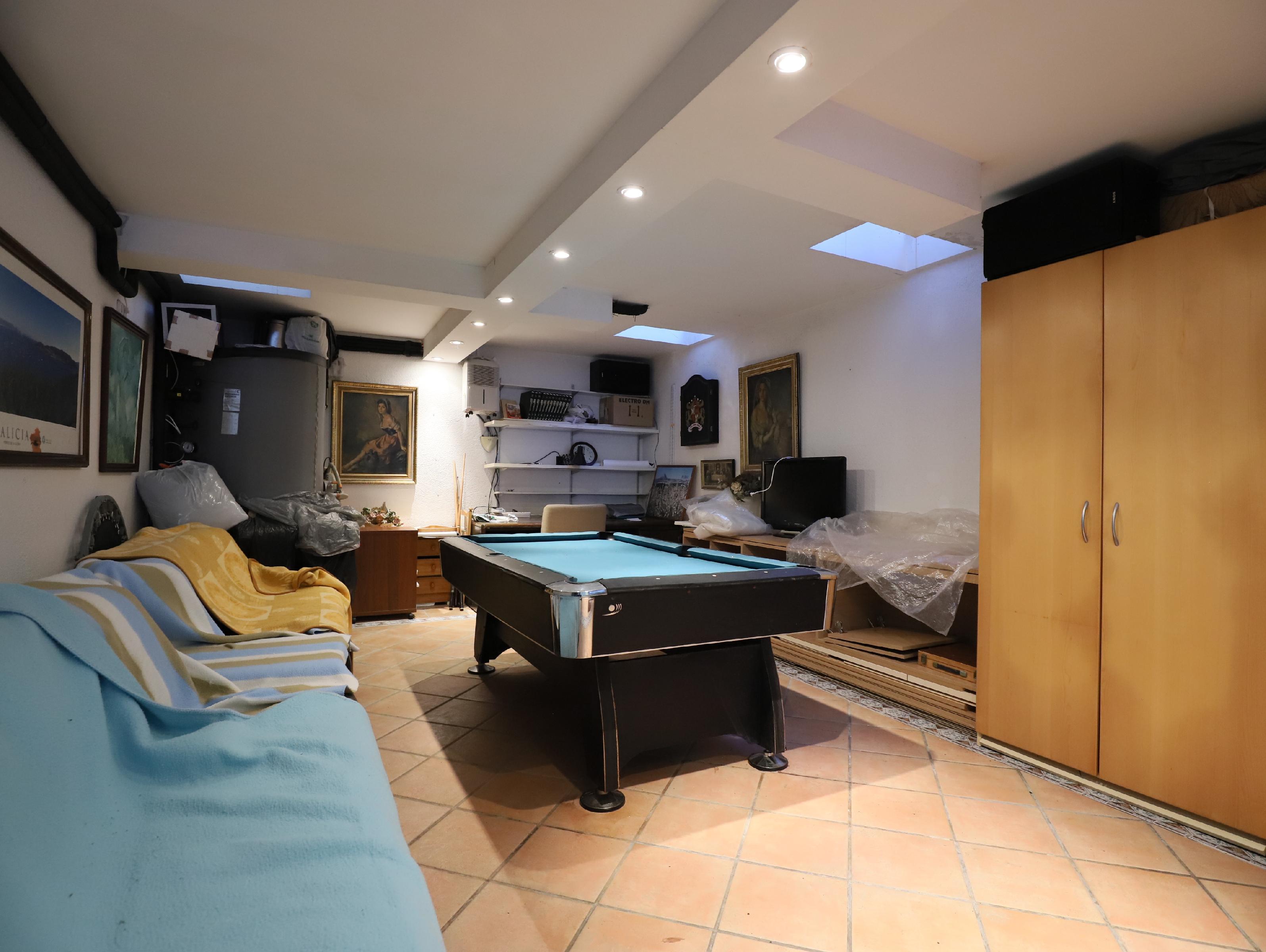 Imagen 37 Casa Aislada en venta en Calafell / Plaça Espanya. escola d´educacio infantil M.J.Verdaguer