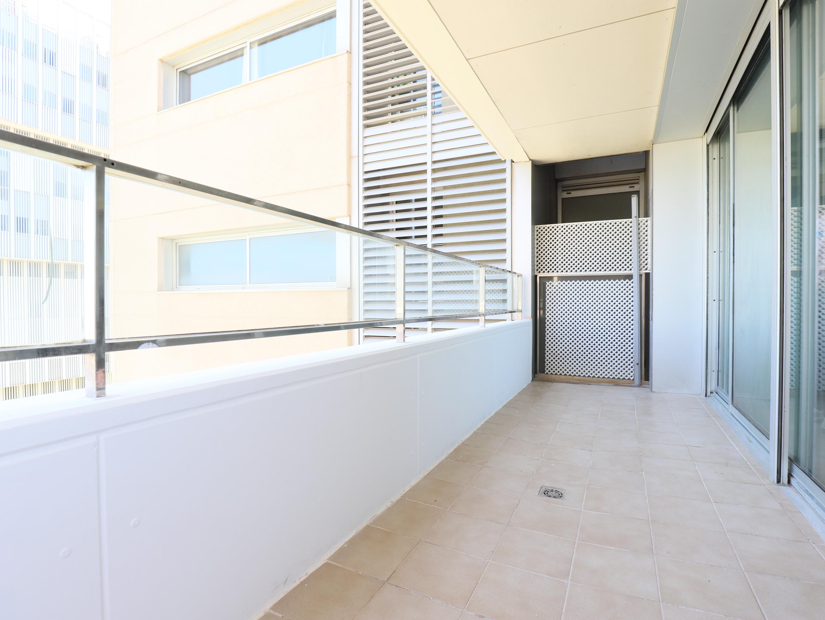 Imagen 5 Piso en venta en Sant Adrià De Besòs / Junto Forum y escuela deIngenieria de Barcelona este