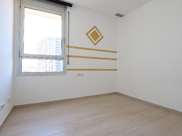 Imagen 34 Inmueble 303505 - Piso en venta en Sant Adrià De Besòs / Junto Forum y escuela deIngenieria de Barcelona este
