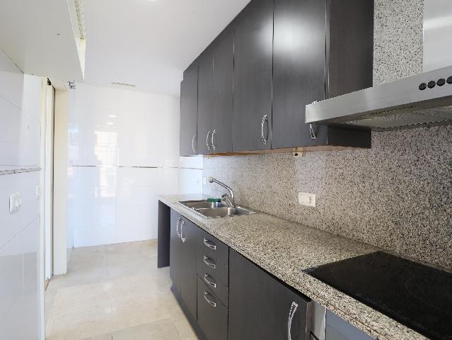 Imagen 18 Inmueble 303505 - Piso en venta en Sant Adrià De Besòs / Junto Forum y escuela deIngenieria de Barcelona este