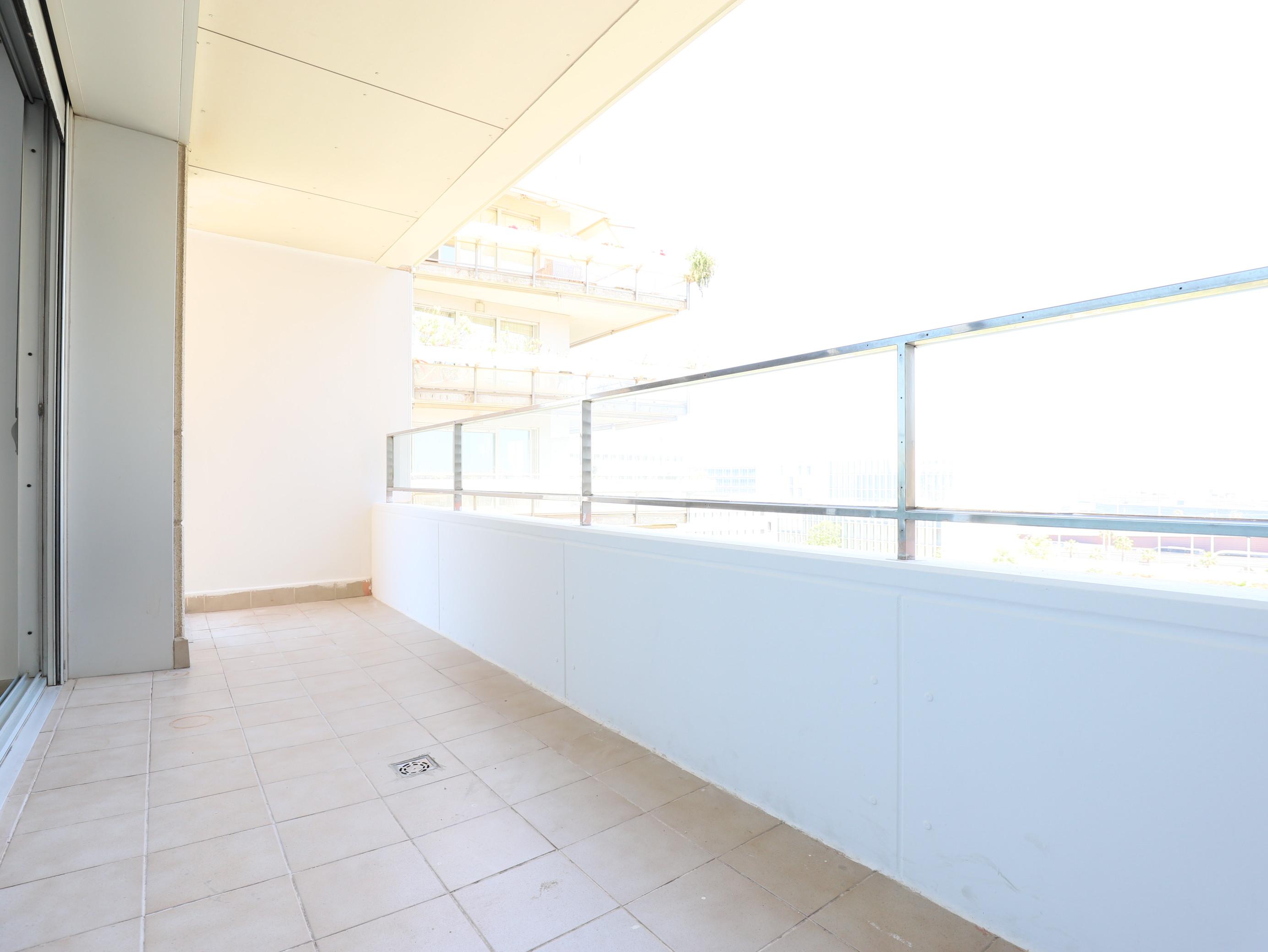 Imagen 4 Piso en venta en Sant Adrià De Besòs / Junto Forum y escuela deIngenieria de Barcelona este