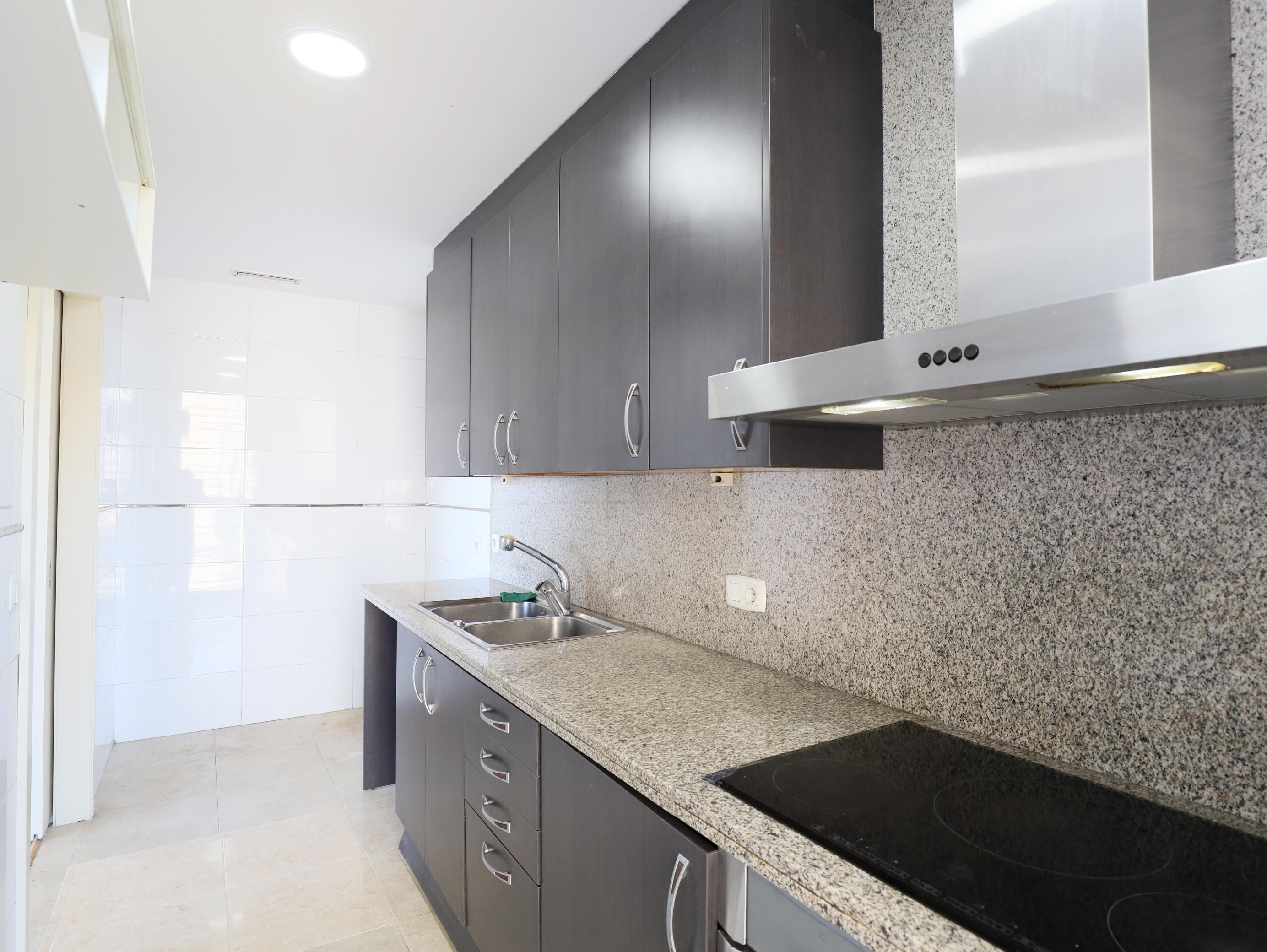 Imagen 17 Piso en venta en Sant Adrià De Besòs / Junto Forum y escuela deIngenieria de Barcelona este