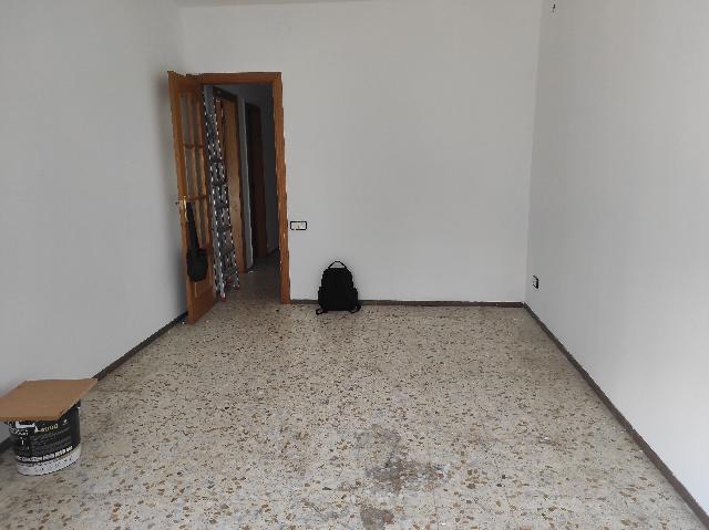Imagen 9 Inmueble 303610 - Piso en venta en Esplugues De Llobregat / Junto correos y parada tranvia Pont D´Esplugues