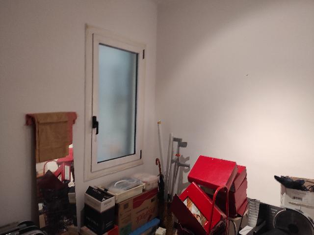 Imagen 36 Inmueble 303610 - Piso en venta en Esplugues De Llobregat / Junto correos y parada tranvia Pont D´Esplugues