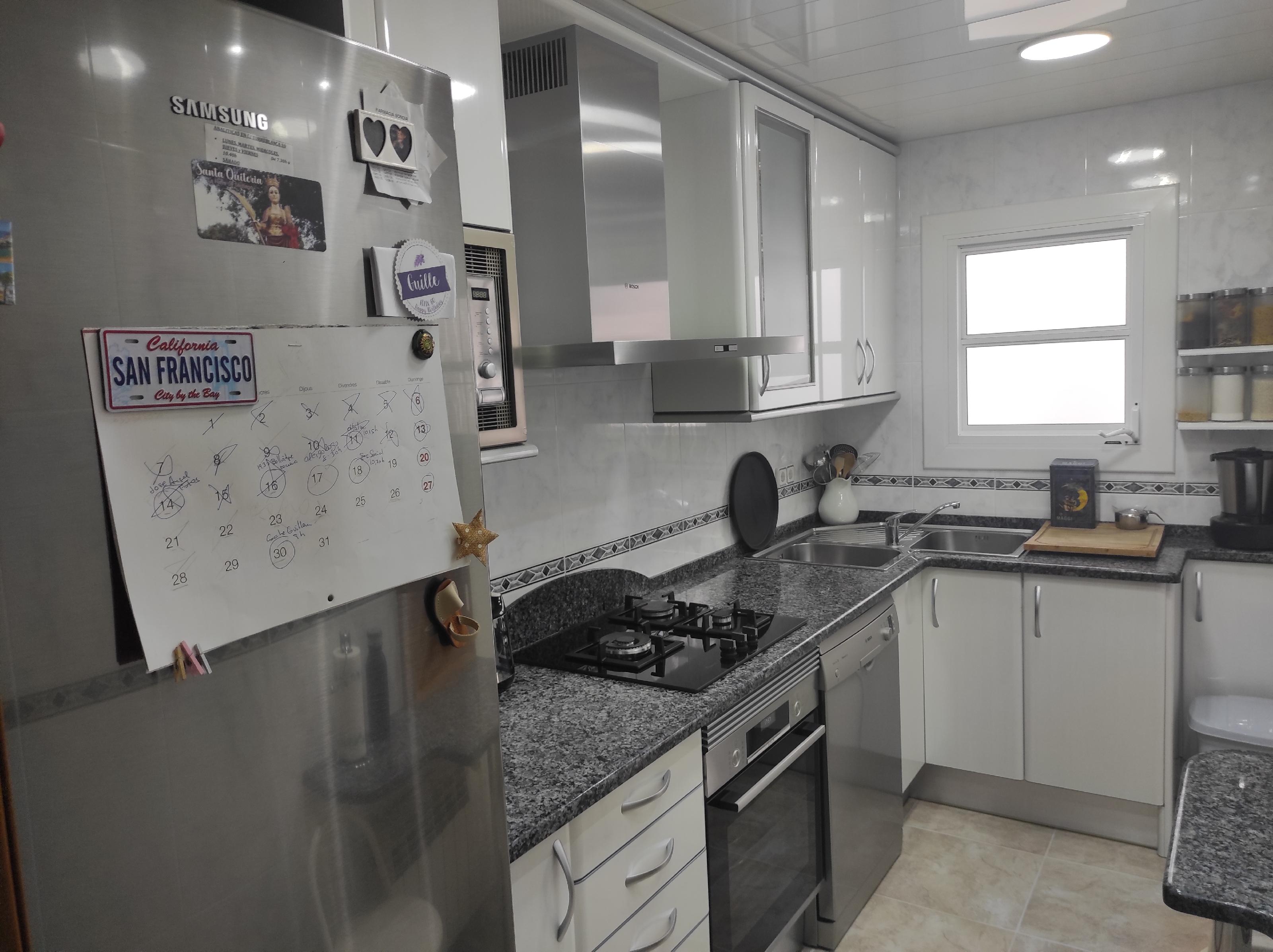 Imagen 16 Piso en venta en Sant Just Desvern / Junto centro de atención primaria, cap de Sant Just