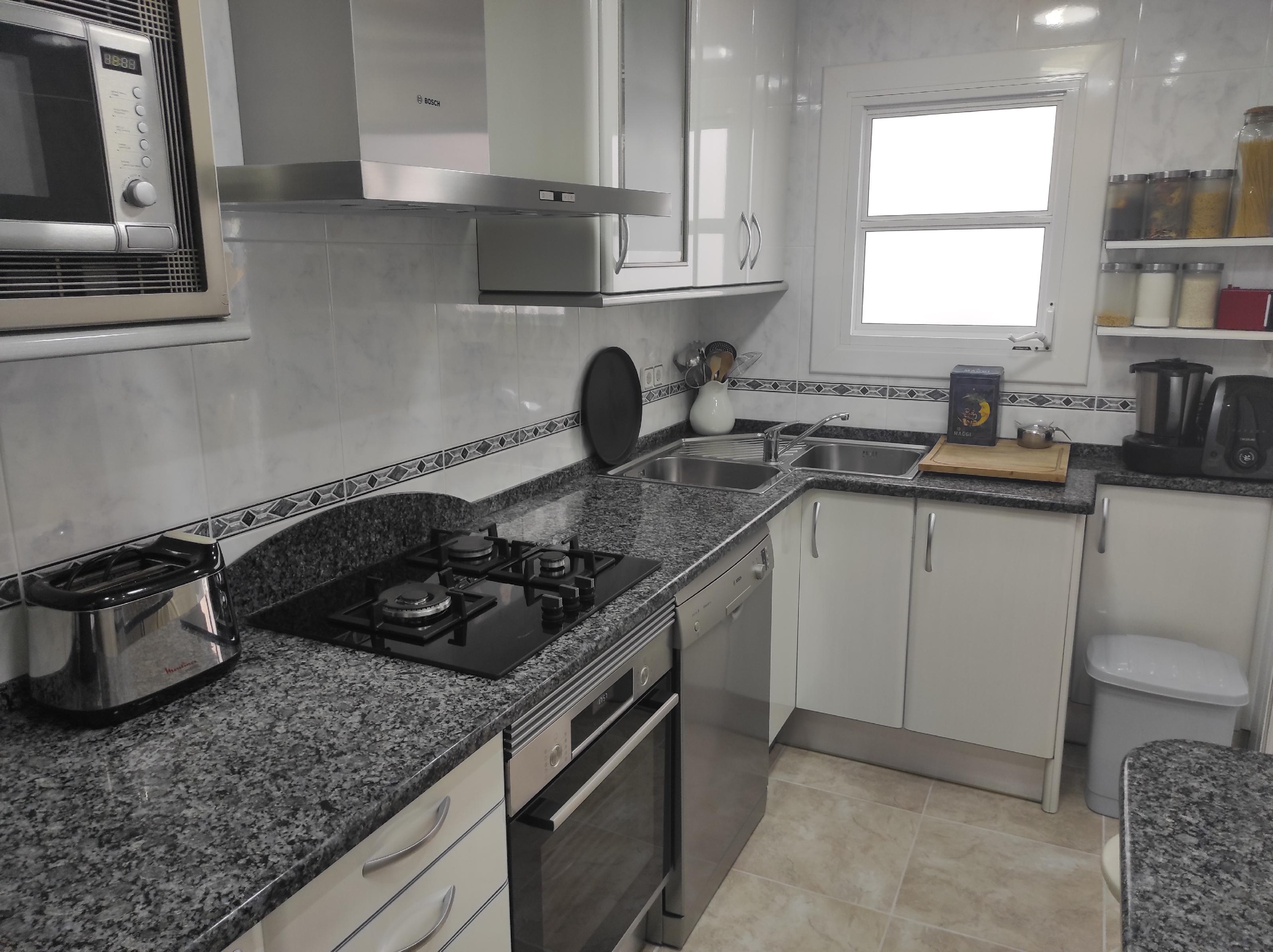 Imagen 11 Piso en venta en Sant Just Desvern / Junto centro de atención primaria, cap de Sant Just