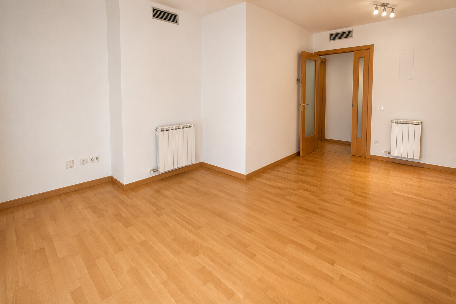 Imagen 7 Piso en venta en Esplugues De Llobregat / Centro, cerca ayuntamiento