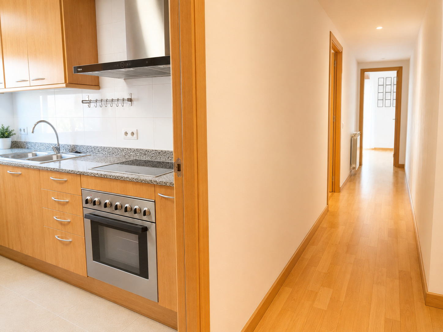 Imagen 14 Piso en venta en Esplugues De Llobregat / Centro, cerca ayuntamiento