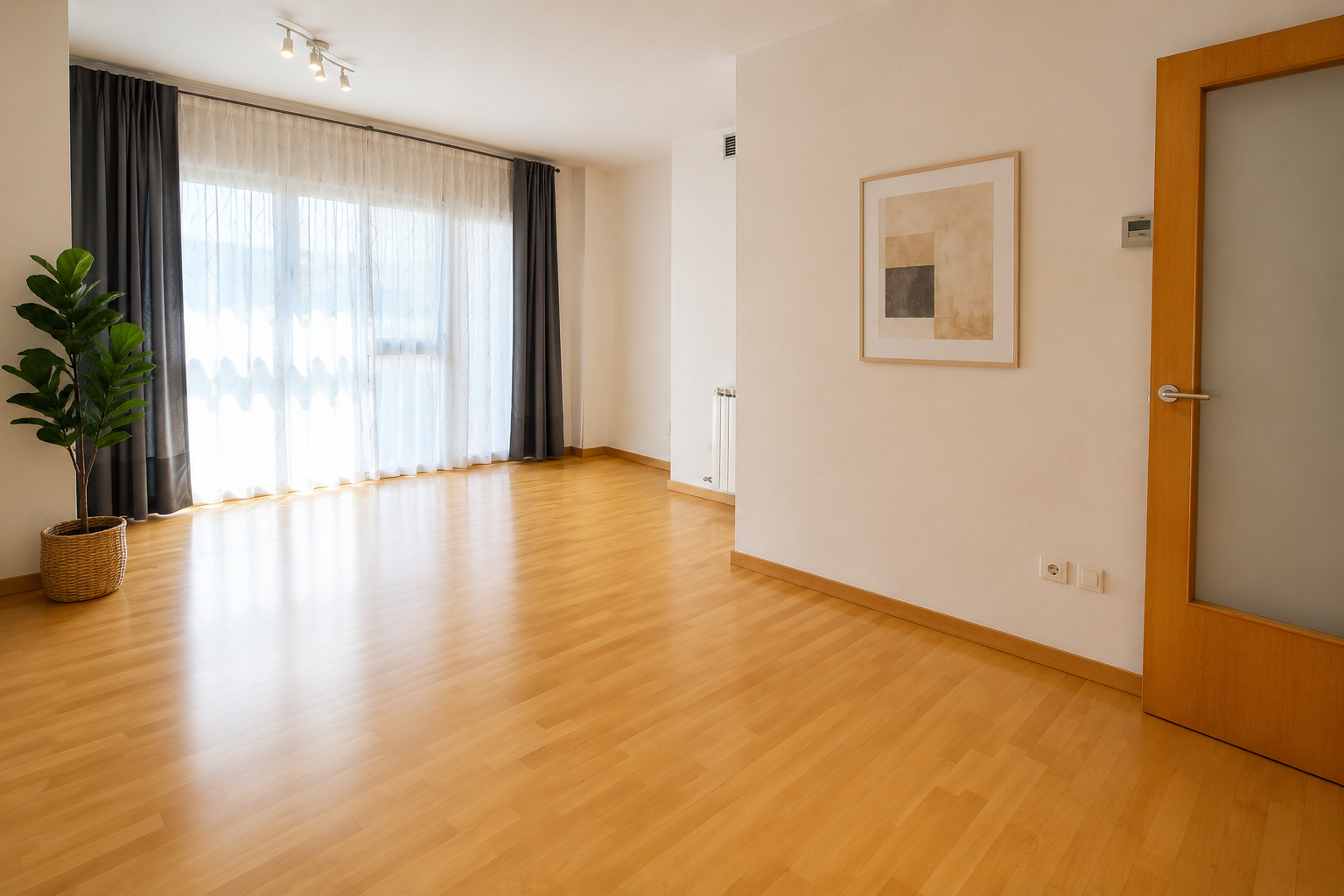 Imagen 8 Piso en venta en Esplugues De Llobregat / Centro, cerca ayuntamiento
