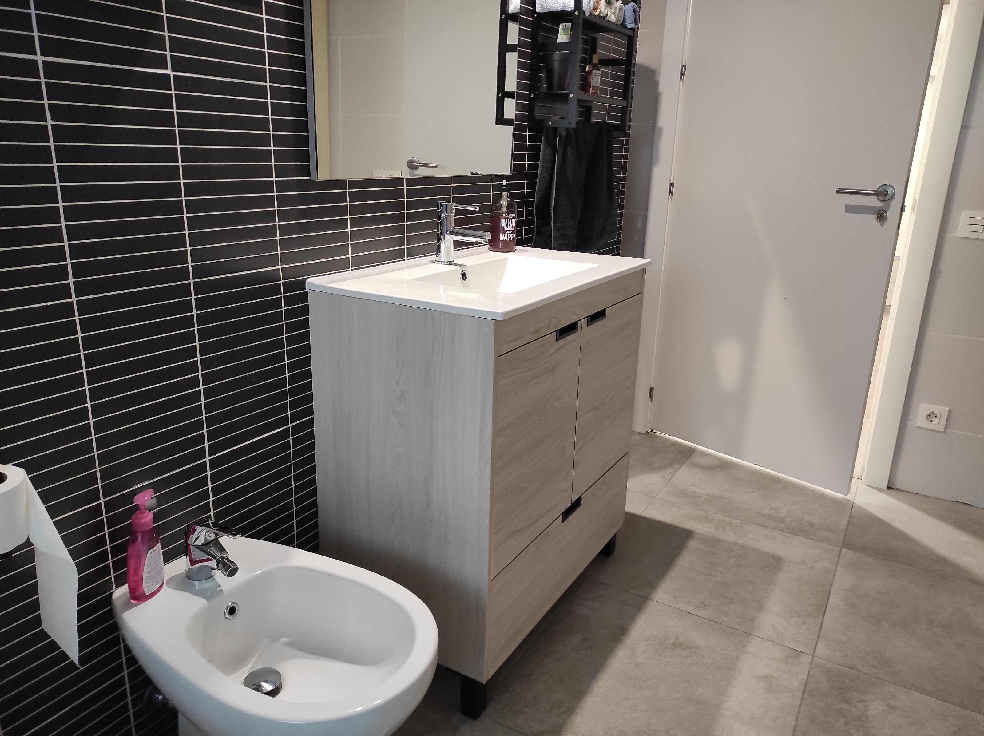 Imagen 22 Planta Baja en venta en Sant Just Desvern / Junto parada tranvia Walden