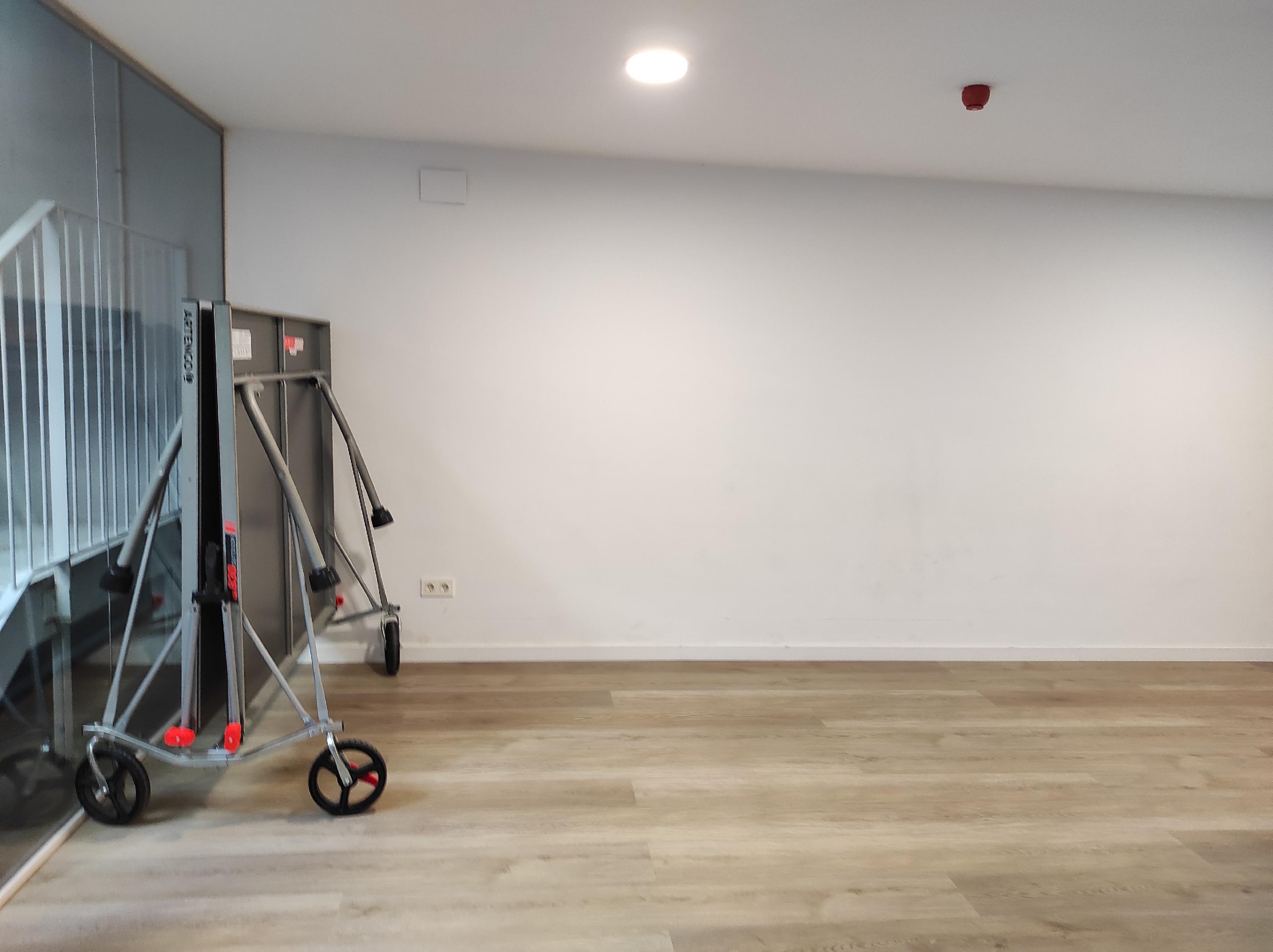 Imagen 39 Planta Baja en venta en Sant Just Desvern / Junto parada tranvia Walden