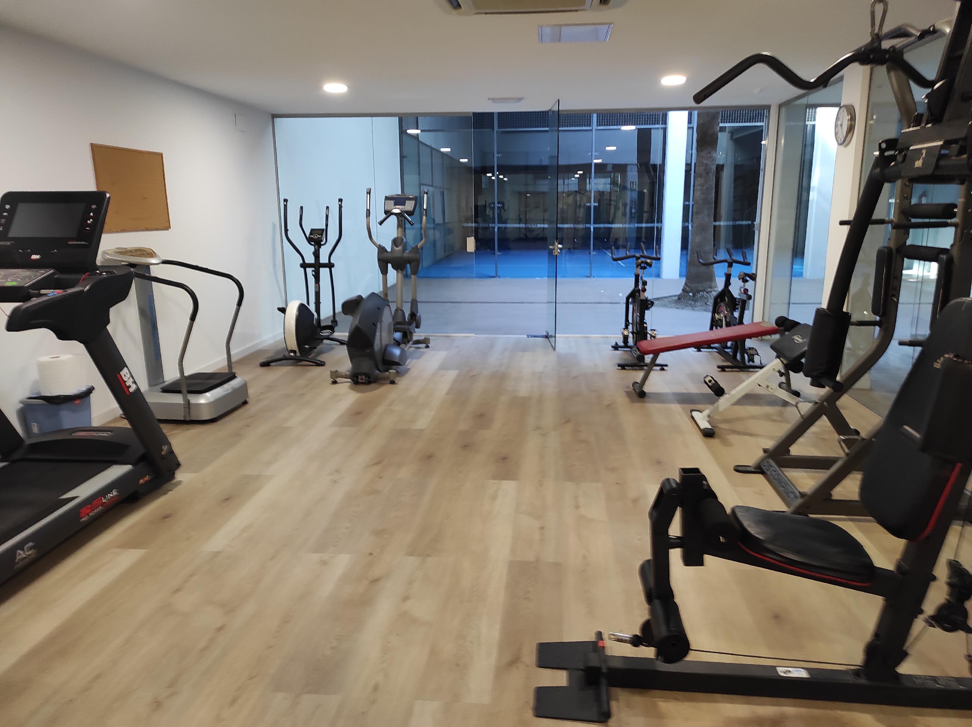 Imagen 35 Planta Baja en venta en Sant Just Desvern / Junto parada tranvia Walden