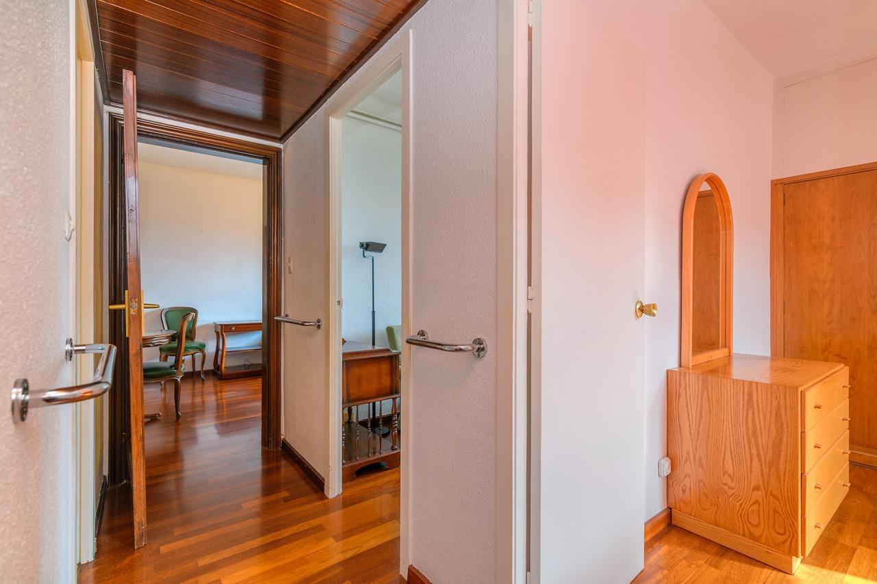 Imagen 17 Piso en venta en Barcelona / Avda. mare de déu de Montserrat