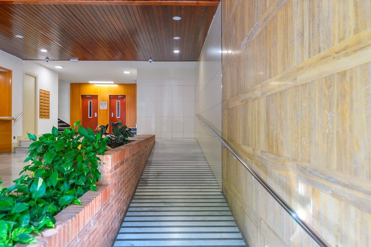 Imagen 33 Piso en venta en Barcelona / Avda. mare de déu de Montserrat