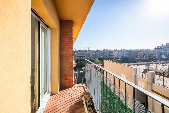 Imagen 12 Inmueble 300595 - Piso en venta en Barcelona / Junto Avda. Torres i Bages
