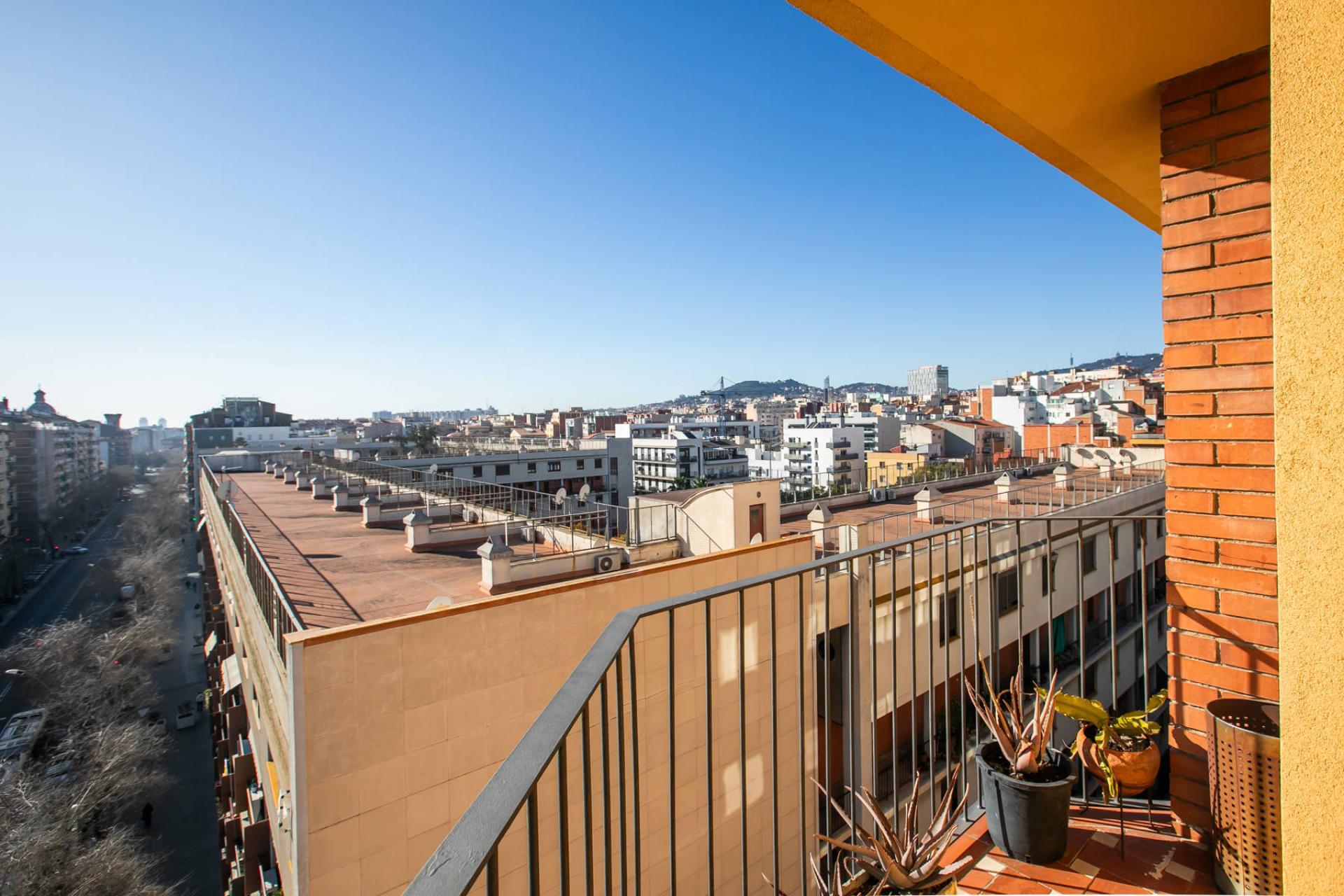 Imagen 34 Piso en venta en Barcelona / Junto Avda. Torres i Bages