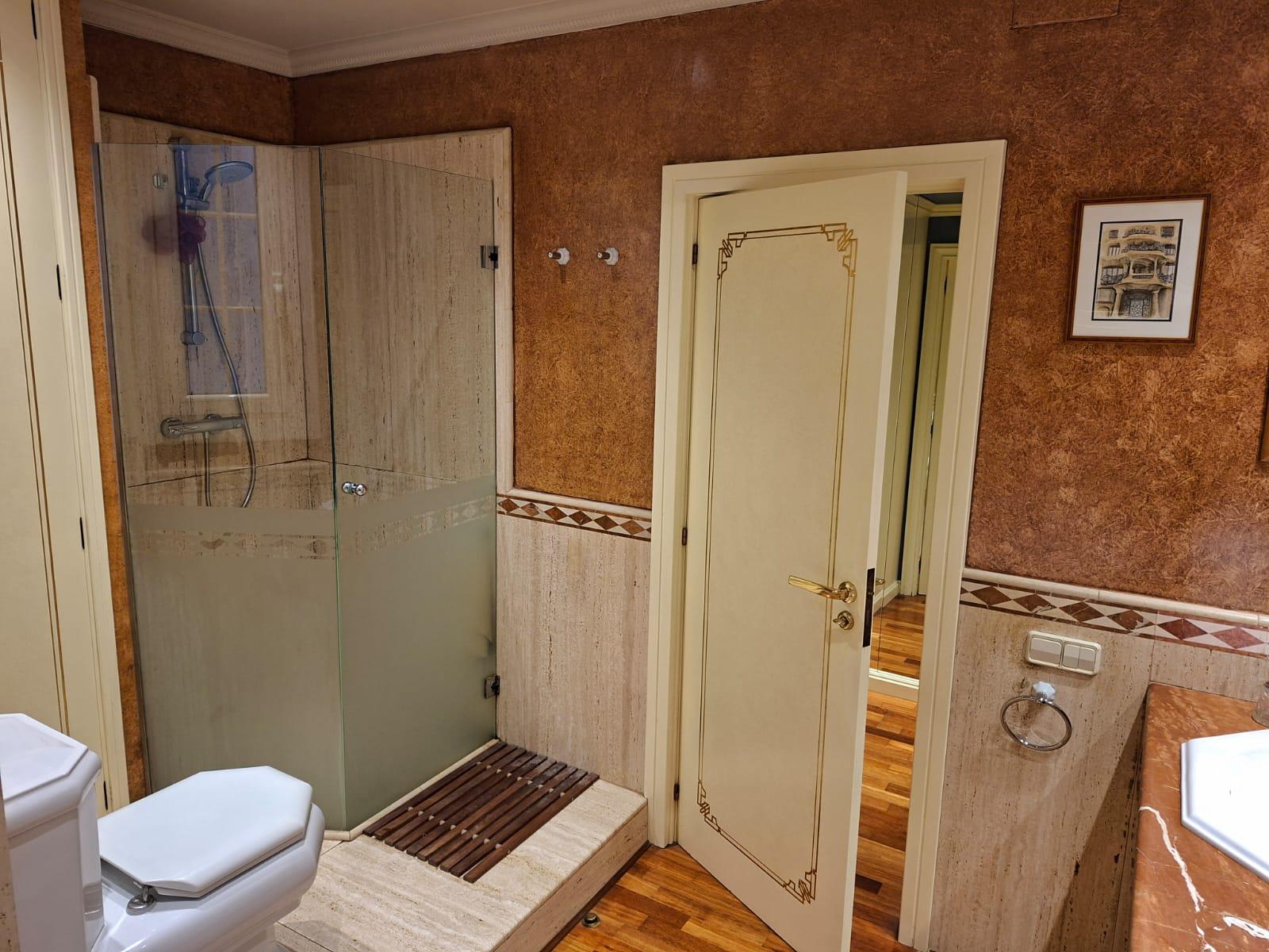 Imagen 8 Piso en venta en Barcelona / Comte Urgell - Provença