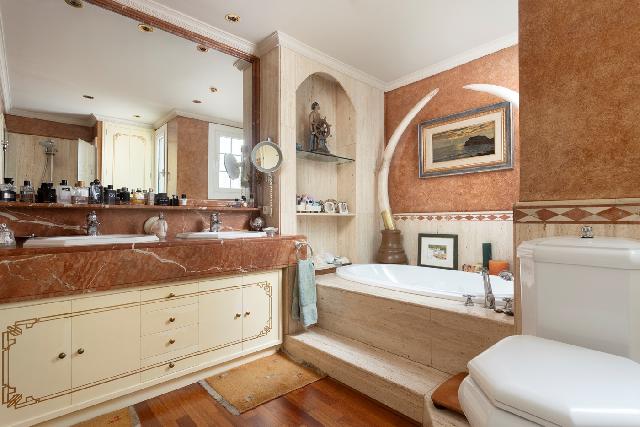 Imagen 4 Inmueble 300687 - Piso en venta en Barcelona / Comte Urgell - Provença