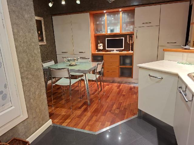 Imagen 2 Inmueble 300687 - Piso en venta en Barcelona / Comte Urgell - Provença