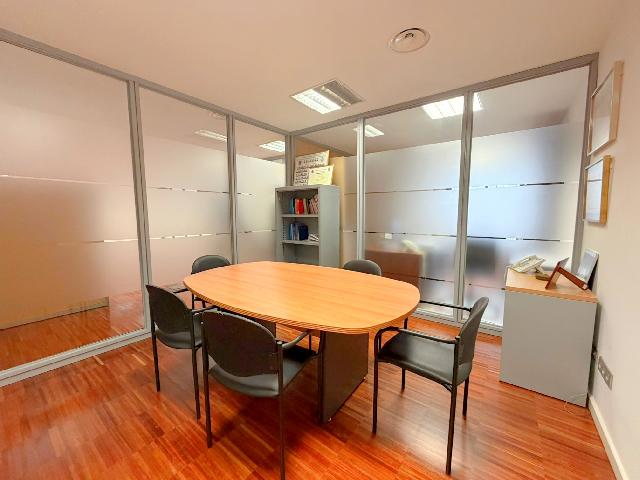 Imagen 3 Inmueble 300755 - Oficina Comercial en venta en Barcelona / Numancia - Travessera de les Corts