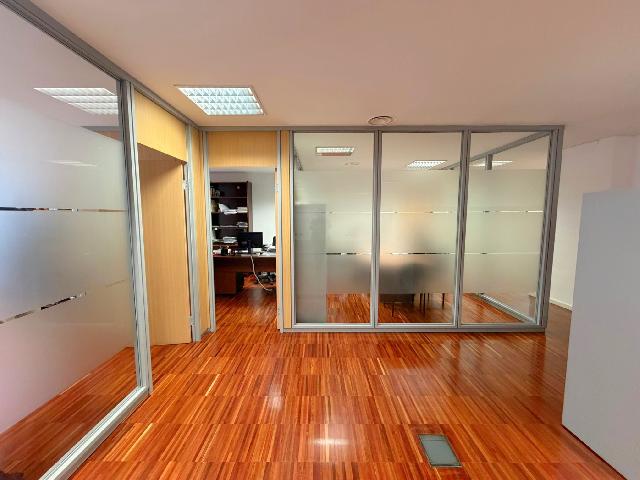 Imagen 9 Inmueble 300755 - Oficina Comercial en venta en Barcelona / Numancia - Travessera de les Corts