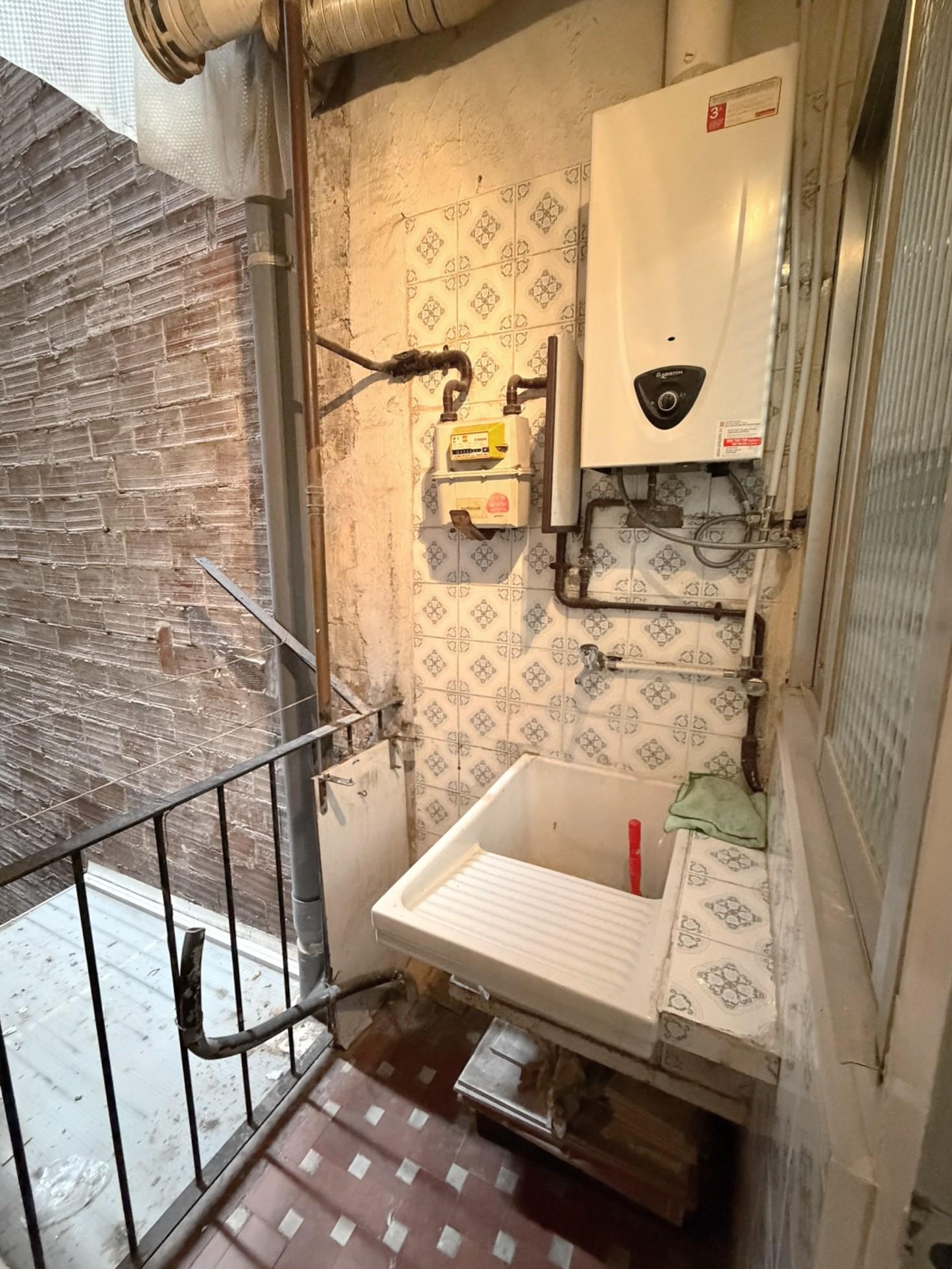 Imagen 14 Piso en venta en Barcelona / Junto C/ Escorial