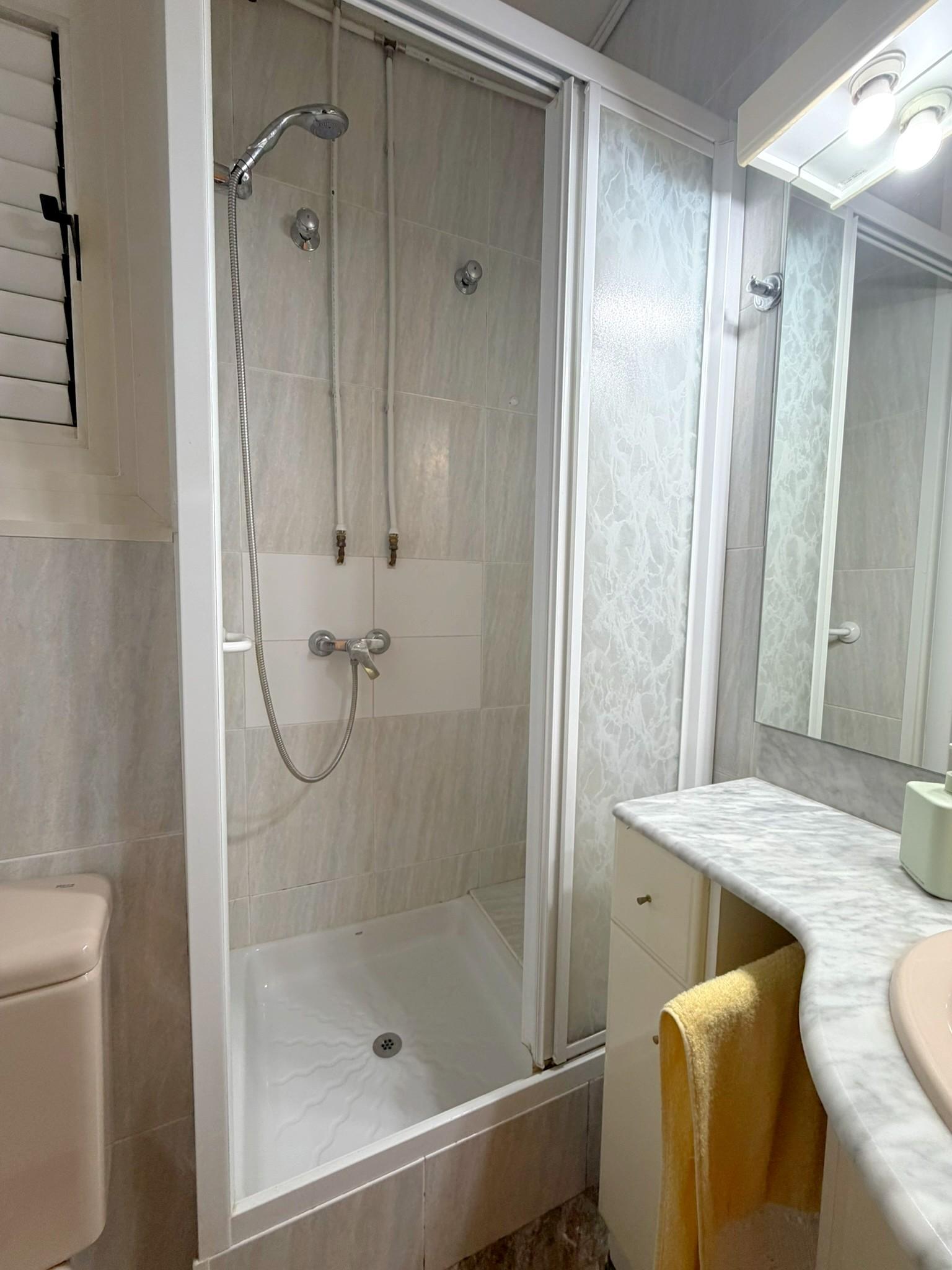 Imagen 16 Piso en venta en Barcelona / Junto C/ Escorial