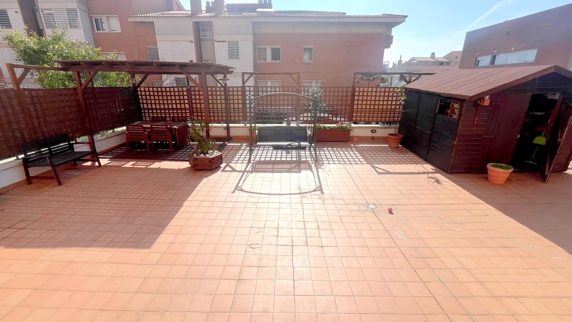 Imagen 1 Piso en venta en Sant Feliu De Llobregat / Mas Lluí - passeig Comte Vilardaga