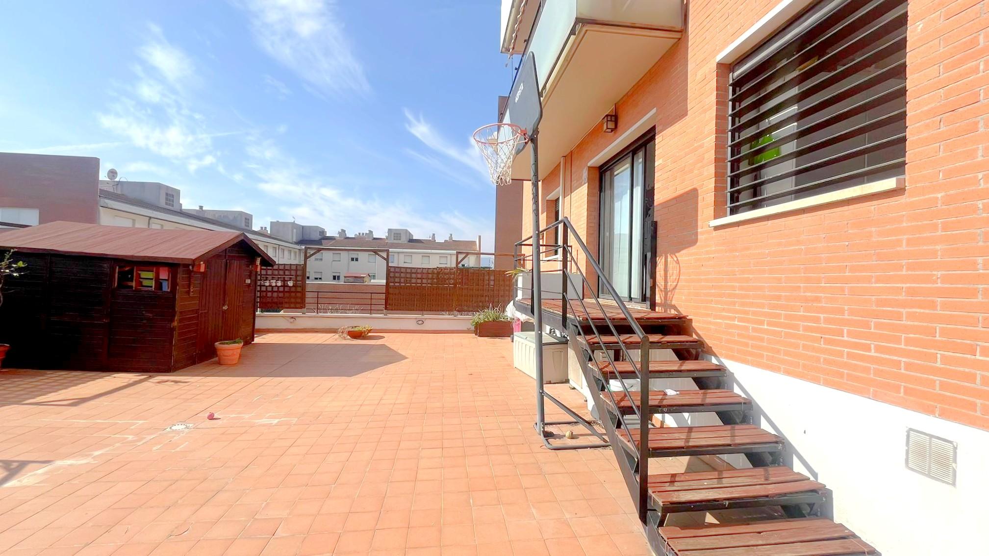 Imagen 7 Piso en venta en Sant Feliu De Llobregat / Mas Lluí - passeig Comte Vilardaga