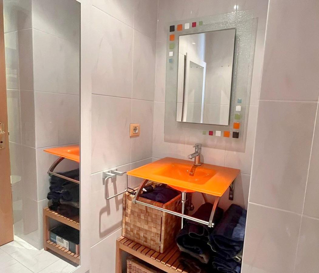 Imagen 19 Piso en venta en Sant Feliu De Llobregat / Mas Lluí - passeig Comte Vilardaga