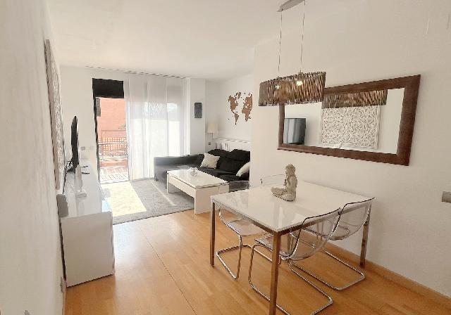 Imagen 2 Inmueble 300906 - Piso en venta en Sant Feliu De Llobregat / Mas Lluí - passeig Comte Vilardaga